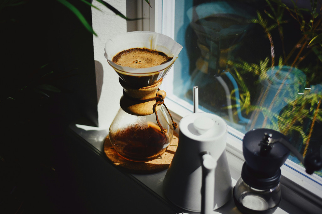 Slow Coffee : un rituel café pour ralentir et savourer