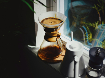 Slow Coffee : un rituel café pour ralentir et savourer